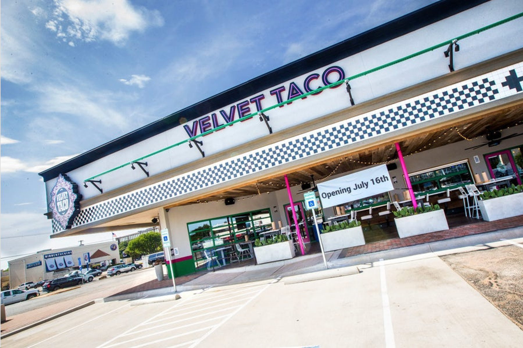 Velvet Taco reaches north, to a new Dallas neighborhood Velvet Taco
